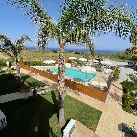 D'aquino Bed and breakfast 4*