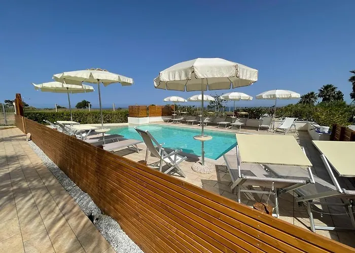 D'aquino Nocleg ze śniadaniem 4*